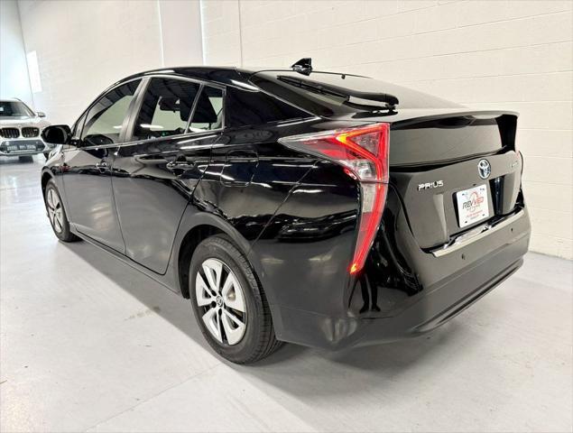 2017 toyota prius two