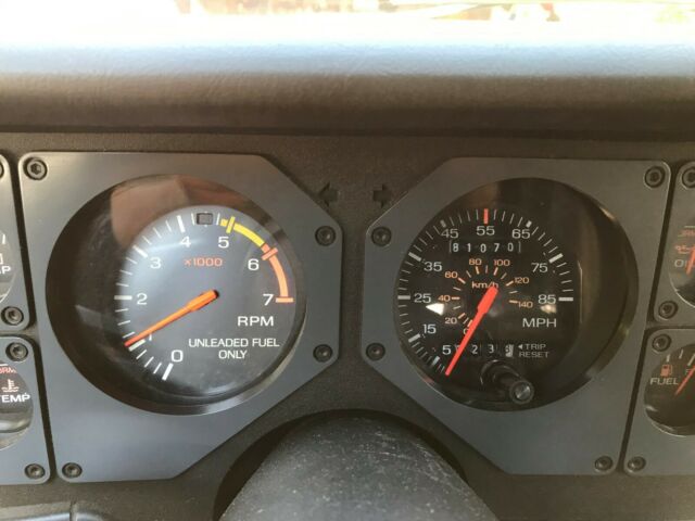 1986 mustang gt 5.0 convertible 81k miles, automatic, new top, new tires