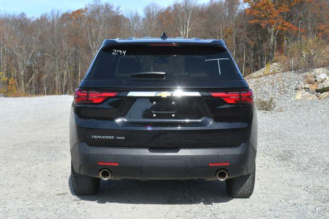 2022 chevrolet traverse ls