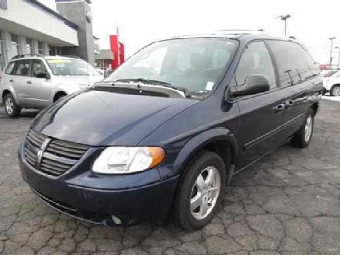 2005 atlantic blue pearl dodge caravan in cincinnati, oh