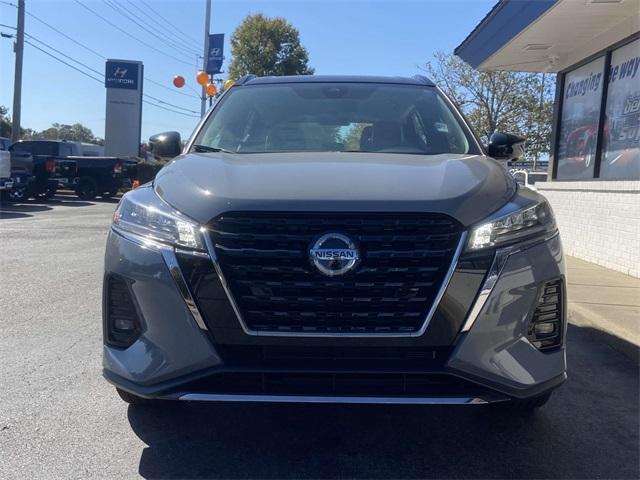 2021 nissan kicks sr