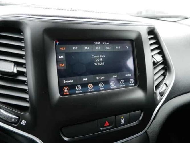 2021 jeep cherokee latitude in cambridge, minnesota