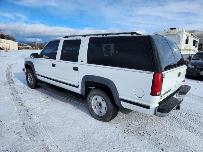 1999 gmc suburban in lolo, montana