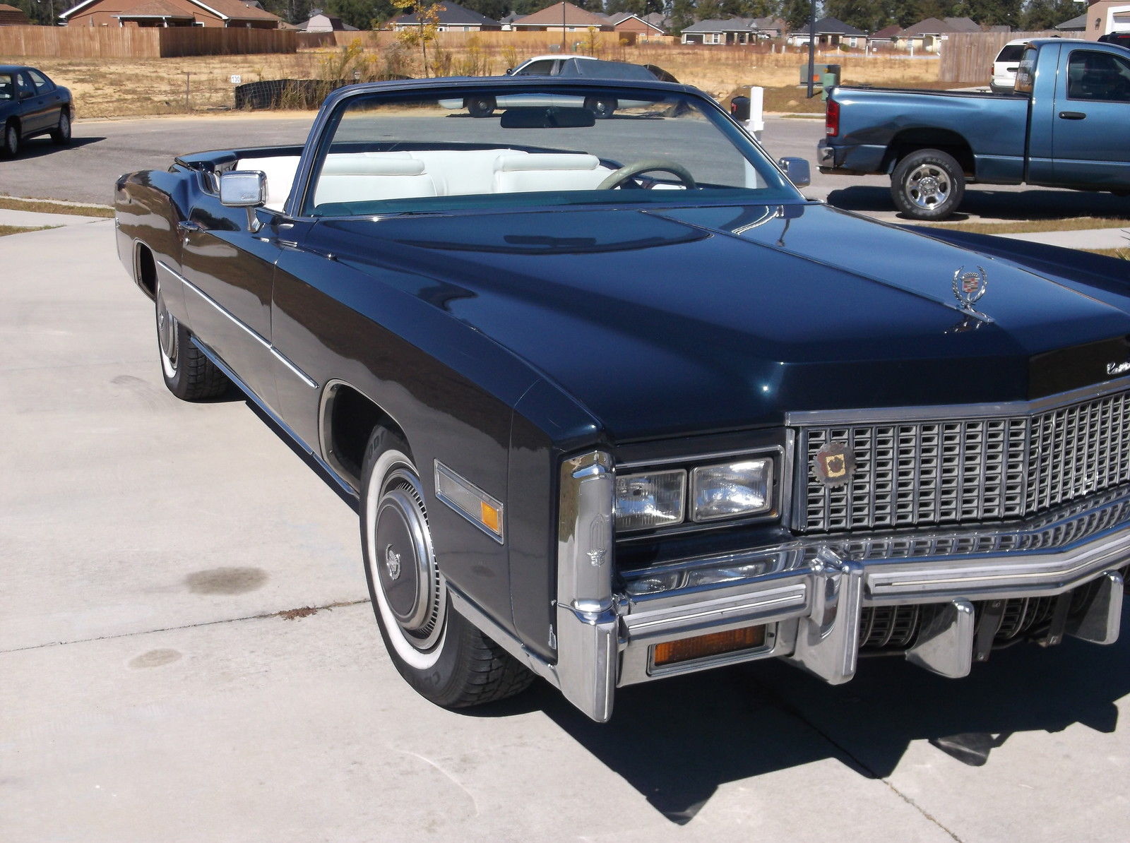 1976 cadillac eldorado base convertible 2-door 8.2l