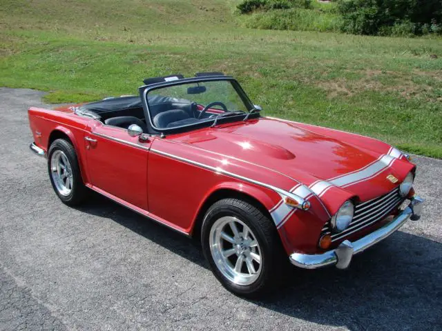 triumph tr250, beautiful condition