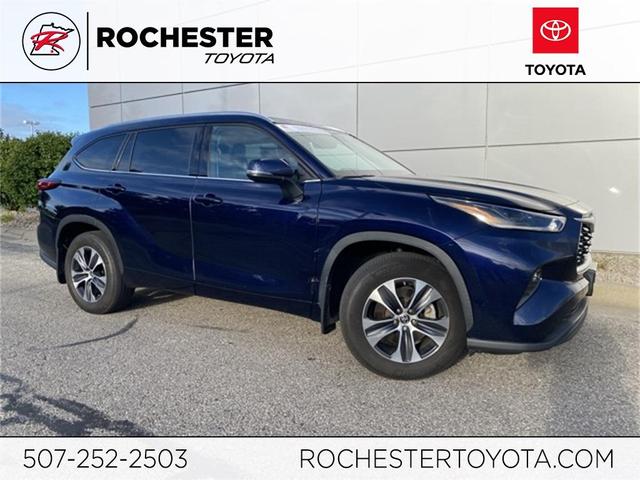 2021 toyota highlander xle