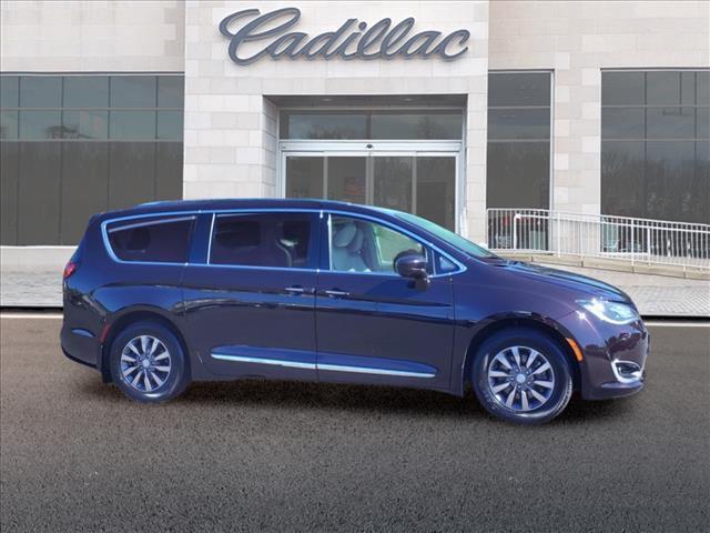 2019 chrysler pacifica touring-l plus