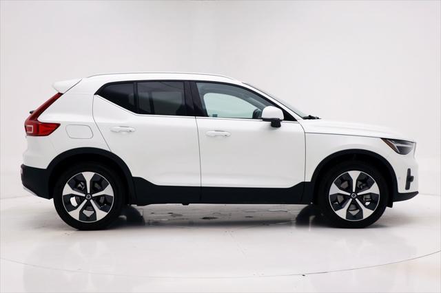 2024 volvo xc40 b5 plus bright theme