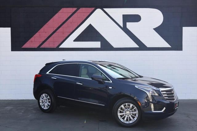 2017 cadillac xt5 base
