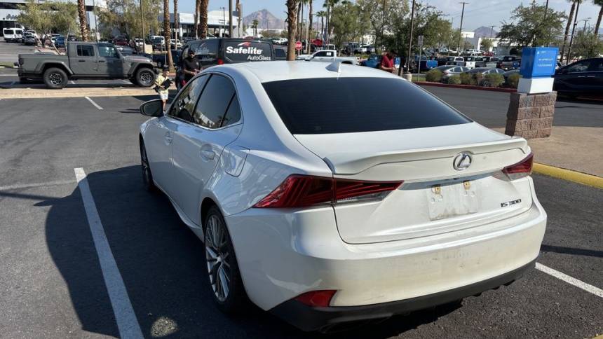 2018 lexus is 300 base