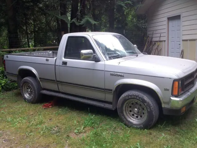 dodge light truck dakota classy and cool
