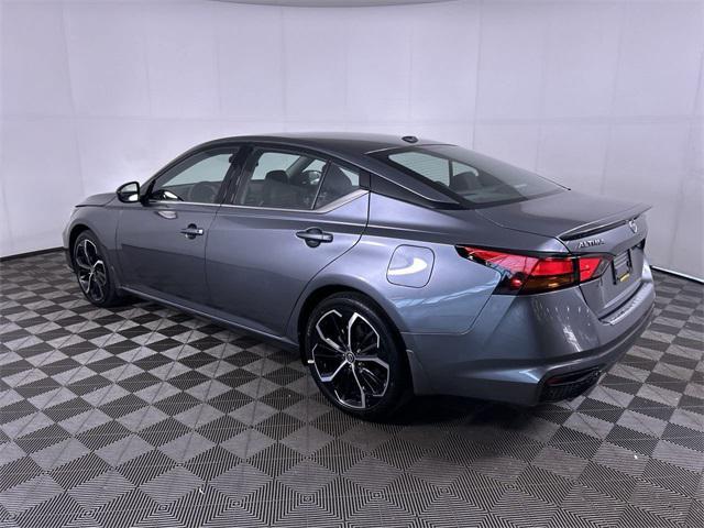 2023 nissan altima sr fwd
