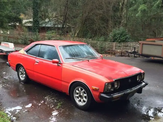 one very rare 1974 rt114 usdm toyota corona rwd 2 door car