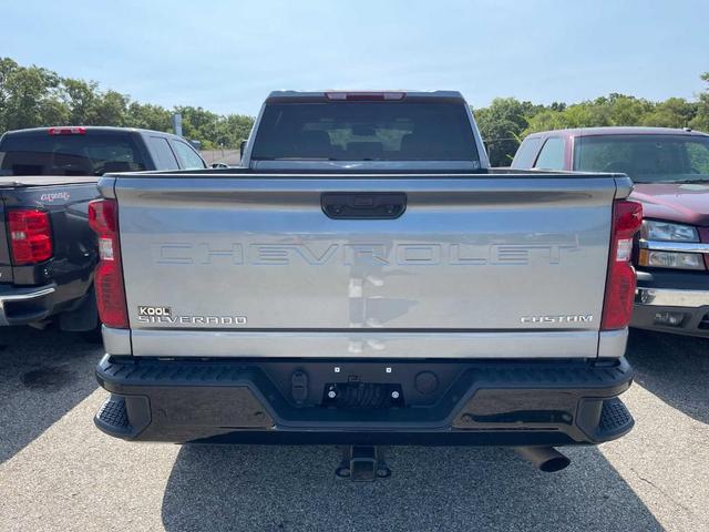 2024 chevrolet silverado 2500 custom