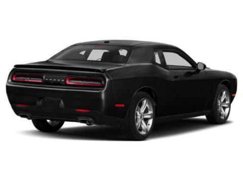 2018 dodge challenger sxt