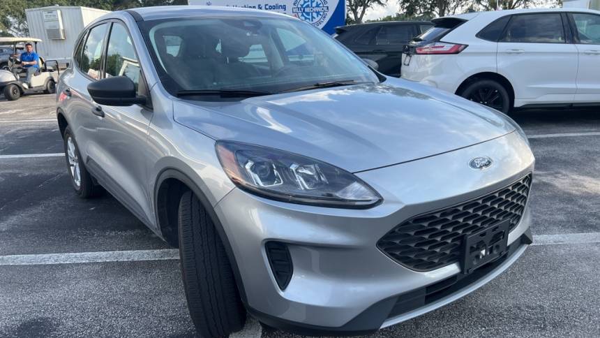 2022 ford escape s