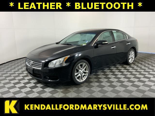 2010 nissan maxima sv