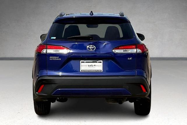 2023 toyota corolla cross le