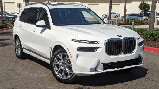 2025 BMW X7