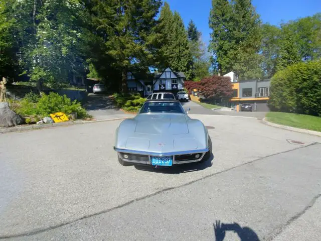 1969 chevrolet corvette stingray convertible (lowered price)