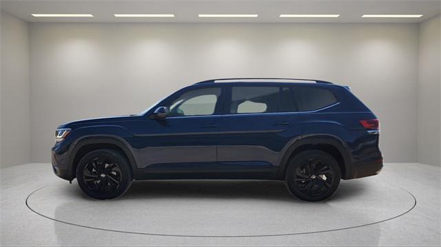 2022 volkswagen atlas 3.6l se w/technology