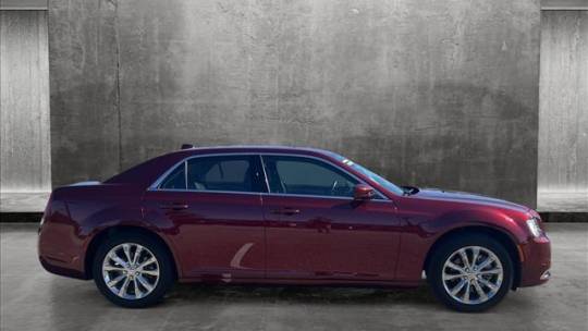 2022 Chrysler 300