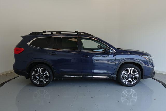 2024 subaru ascent limited 7-passenger