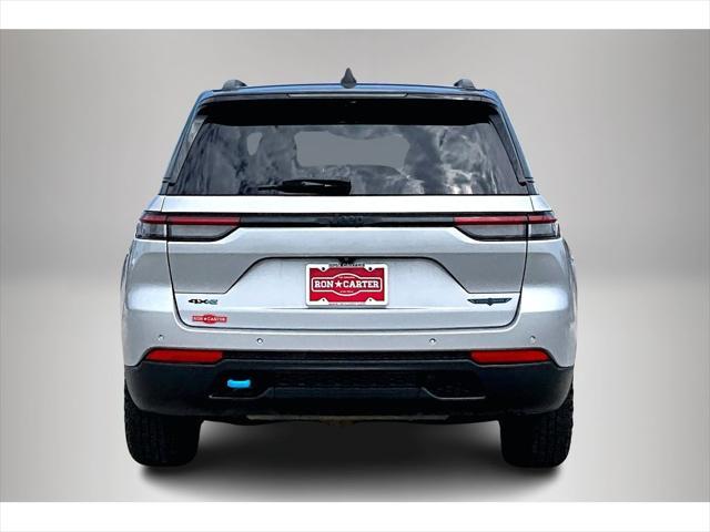 2022 jeep grand cherokee 4xe trailhawk