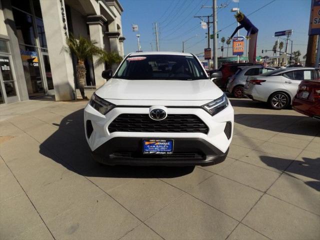 2024 toyota rav4 le