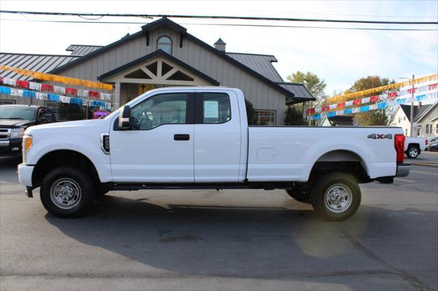 2017 ford f-250 lariat 4wd supercab 8' box