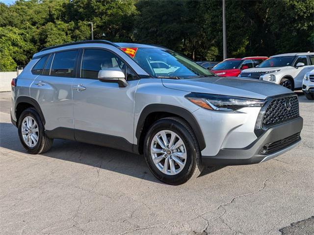 2023 toyota corolla cross le