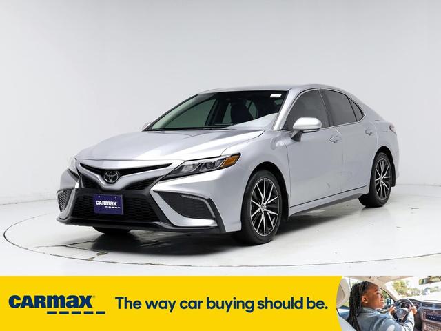 2024 toyota camry se