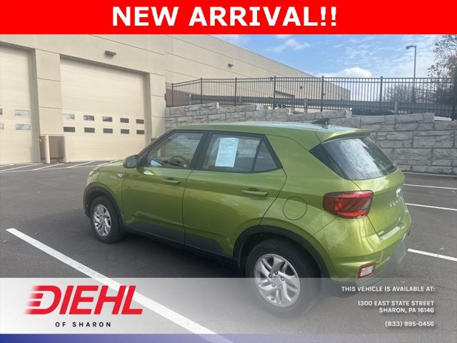 2022 hyundai venue se