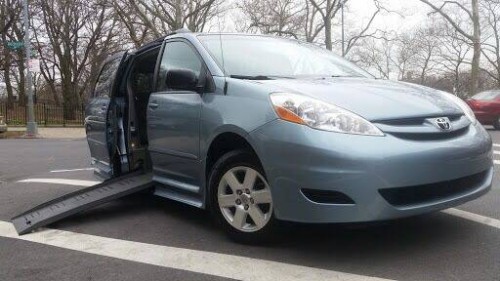 2010 toyota sienna le for sale in new york by owner