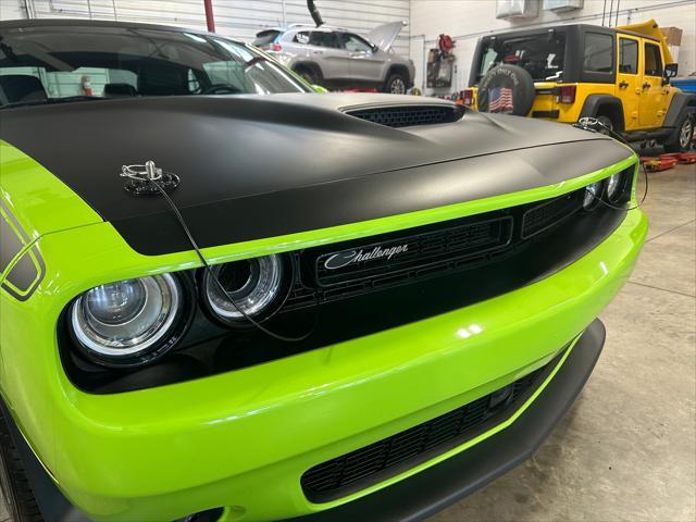 2023 dodge challenger r/t