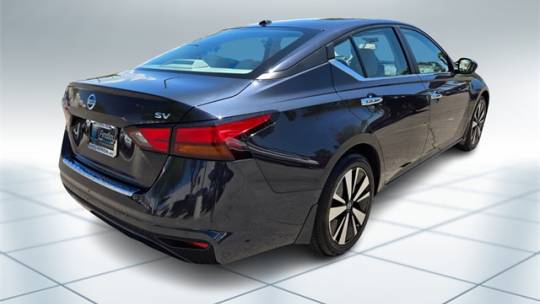 2022 nissan altima 2.5 sv