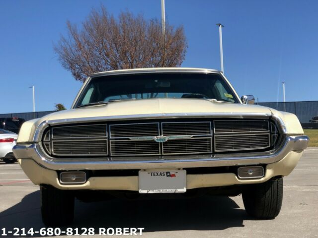 classic car old school antique restomod muscle car ford charger road runner 429