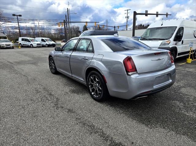2016 chrysler 300 s