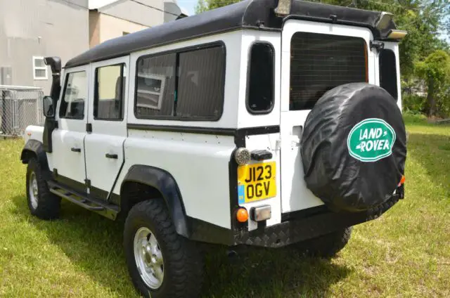 land rover defender 110 county sw 200tdi turbo diesel clean fl title