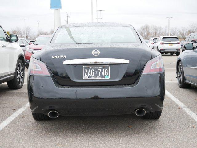 2014 nissan maxima s