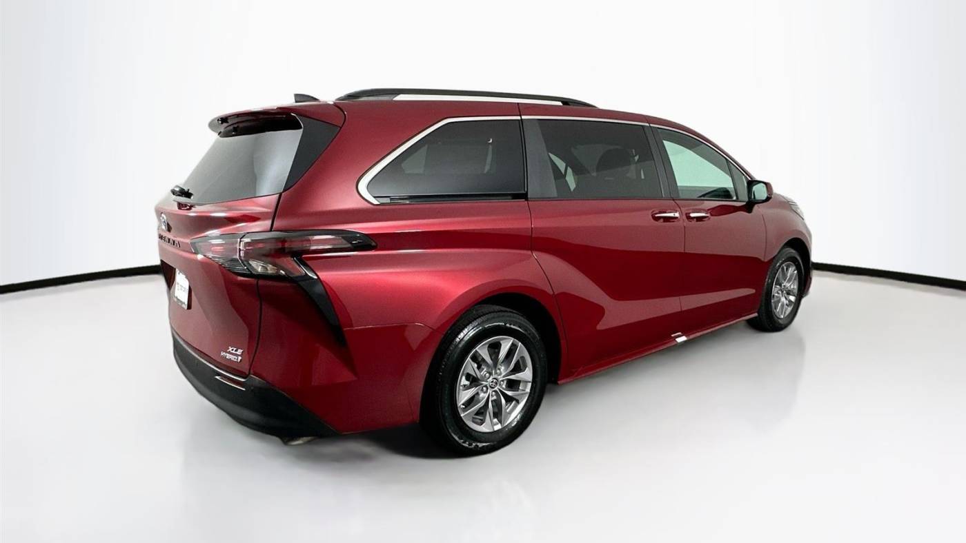 2023 toyota sienna