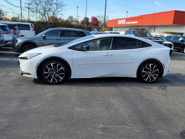 2023 toyota prius prime xse