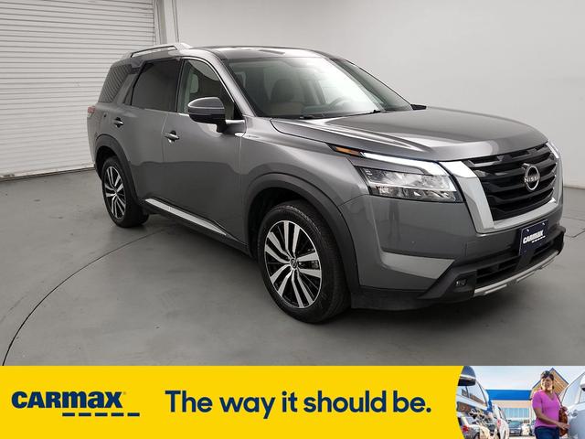 2023 nissan pathfinder platinum