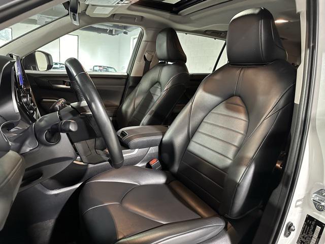 2023 toyota highlander xle