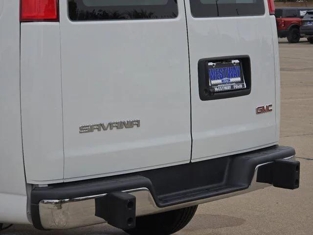 2022 gmc savana 2500 work van