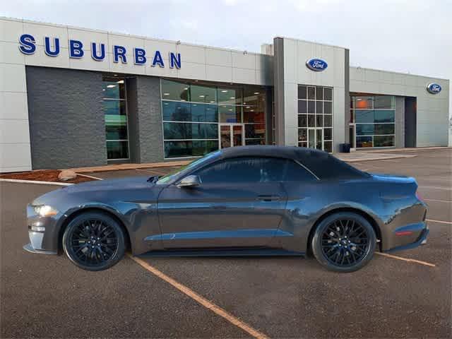 2022 ford mustang gt premium