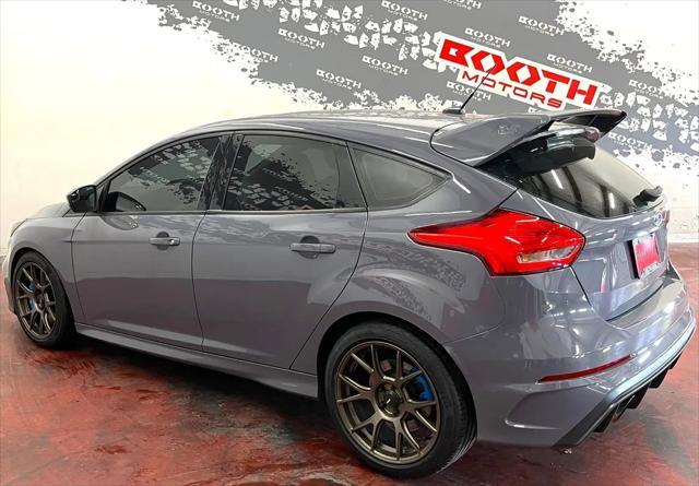2016 ford focus rs base