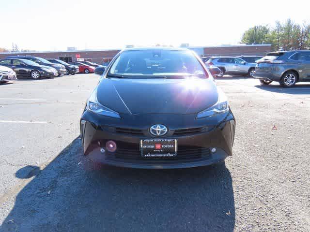 2021 toyota prius le