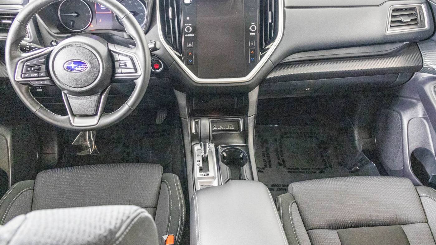 2024 subaru ascent premium 7-passenger