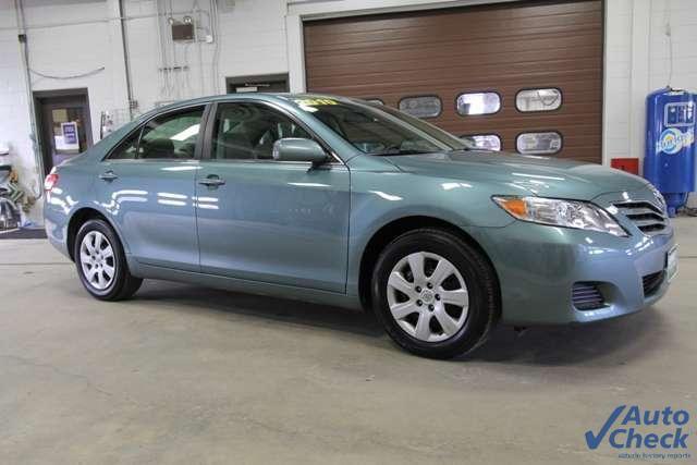 2010 toyota camry xle for sale in rutland, vermont